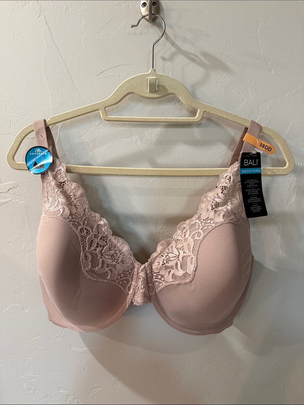 Bali Comfort Smoothing Lace Underwire Bra Size 38 DDD